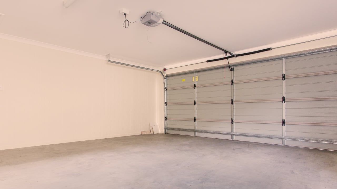 budget garage doors & services for residential Tucson